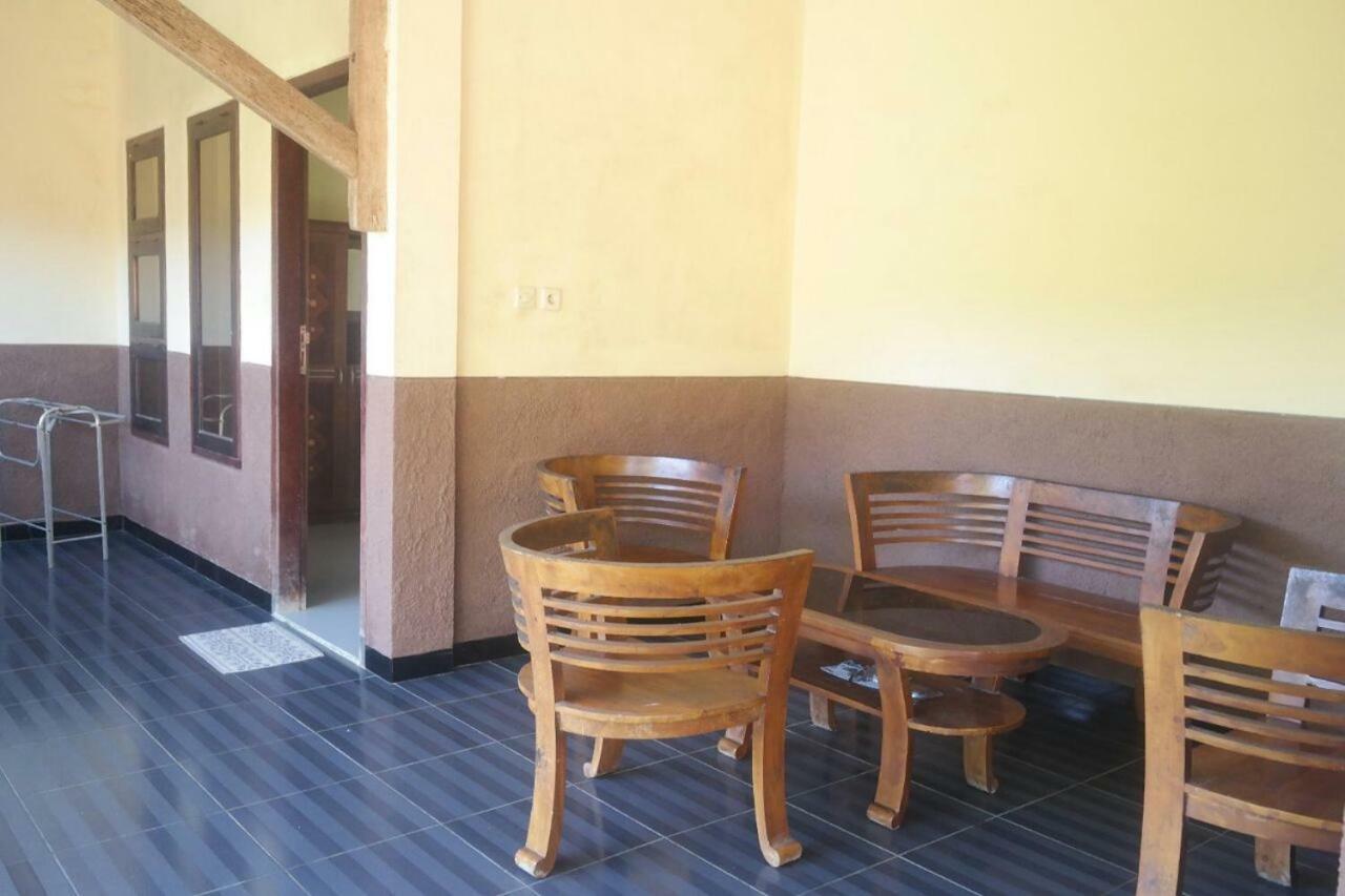 Appartement Harrys Oceanhouse 2 Pacitan Extérieur photo