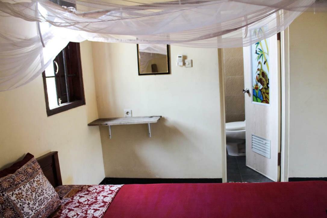 Appartement Harrys Oceanhouse 2 Pacitan Extérieur photo
