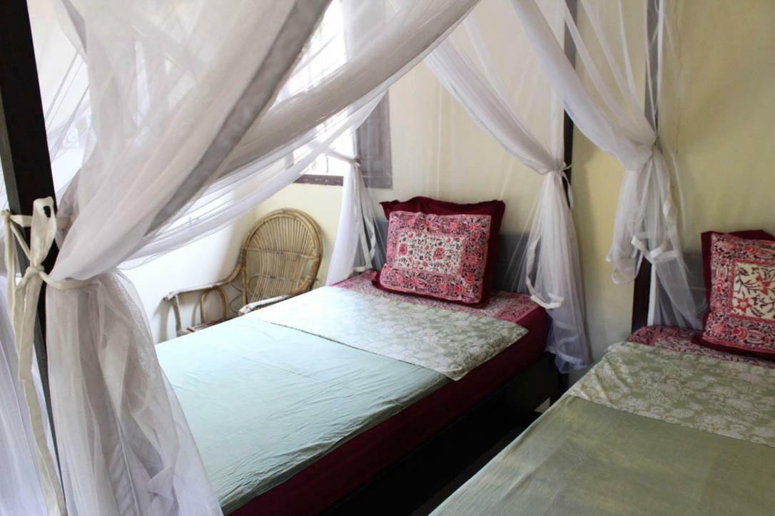 Appartement Harrys Oceanhouse 2 Pacitan Extérieur photo
